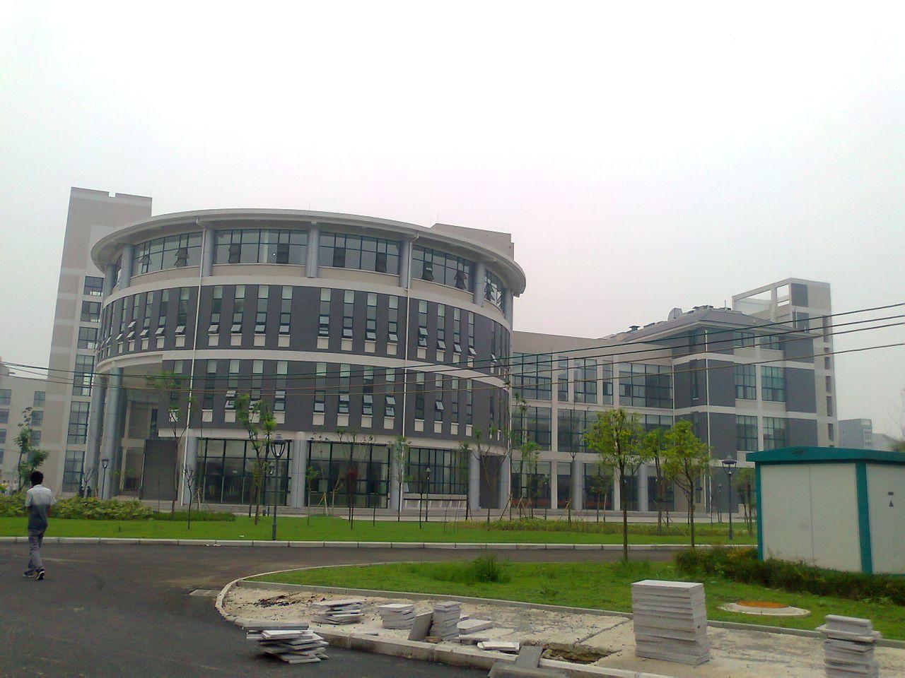 成都医学院
